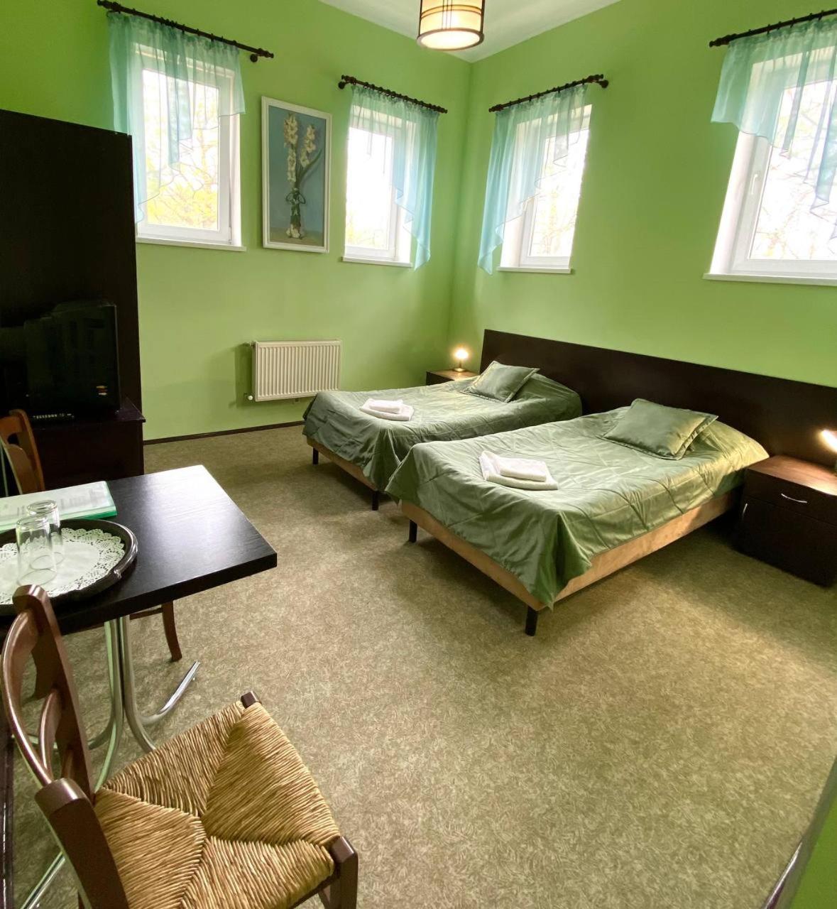 Maison d'hôtes Dibrova Club à Fastov Extérieur photo